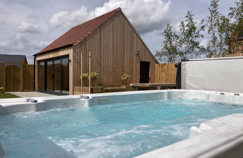 Dunholme House | The Pines, Ashlin Farm Barns