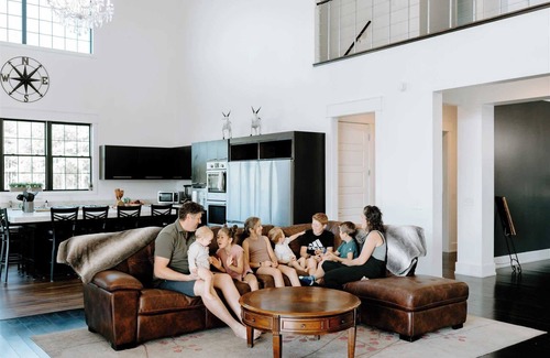 Signal Mountain House | The Pines at Signal Mountain with Hot Tub