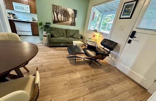 Grass Valley Hotel | The Pines Inn and Cottages