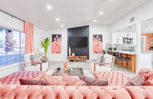 Racquet Club South House | The Pink Flamingo - Palm Springs