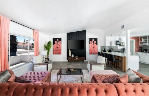 Racquet Club South House | The Pink Flamingo - Palm Springs