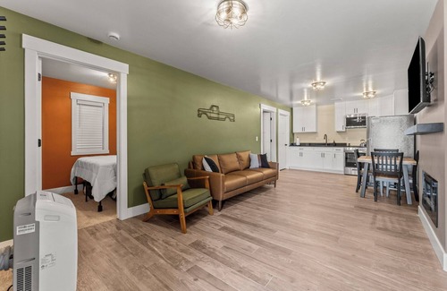 Blackfoot Apartment | The Pit Stop - Car Themed Apartment in Blackfoot