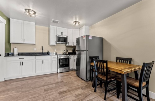 Blackfoot Apartment | The Pit Stop - Car Themed Apartment in Blackfoot