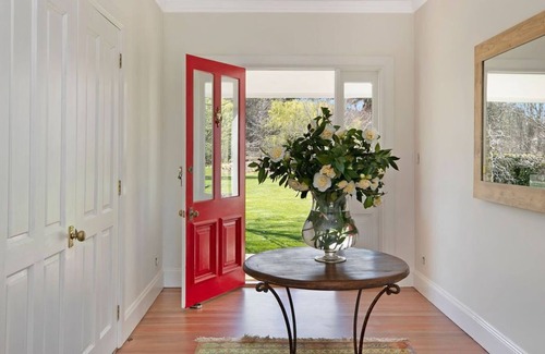 Glenquarry House | The Ponds, country views as far as the eye can see 10 minutes to Bowral