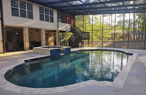 Bethlehem Apartment | The Pool Palace - Modern 2500 sq ft 2-bdrm apartment w/an enclosed heated pool!