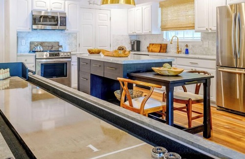 Biloxi House | The Porch House off Front Beach