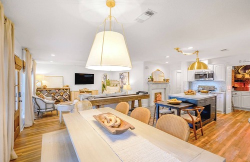 Biloxi House | The Porch House off Front Beach