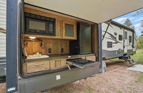 Hermosa House | The Puma - XL Camper by Mt Rushmore/Custer SP