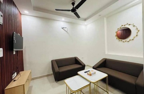 Delhi Cantonment Apartment | The Puzzle by Prahar Homes Apt 1