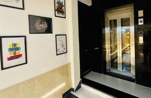 Delhi Cantonment Apartment | The Puzzle by Prahar Homes Apt 10