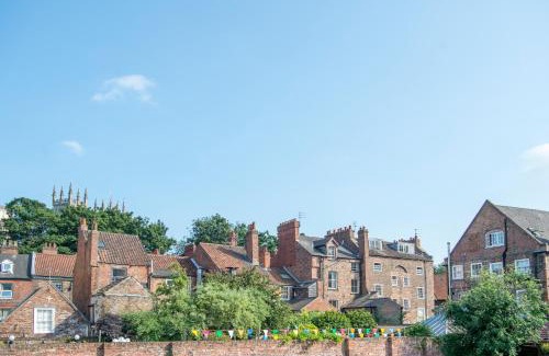 Bootham Apartment | The Quadrant - The Carillon Suite