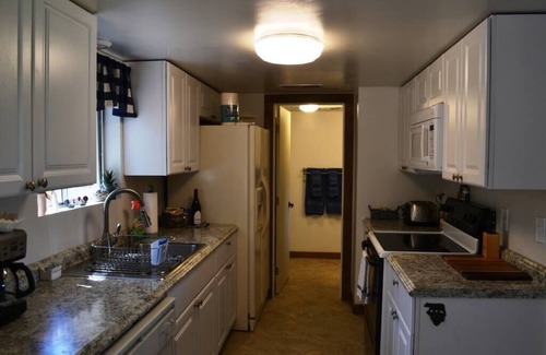 Three Rivers House | The Quail's Nest