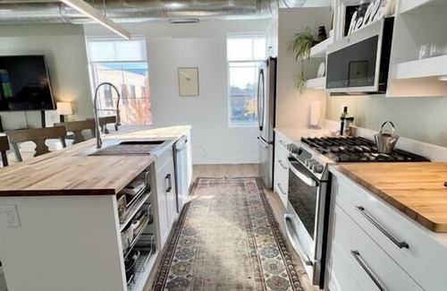 Grafton Apartment | The Quarters | Suite 1