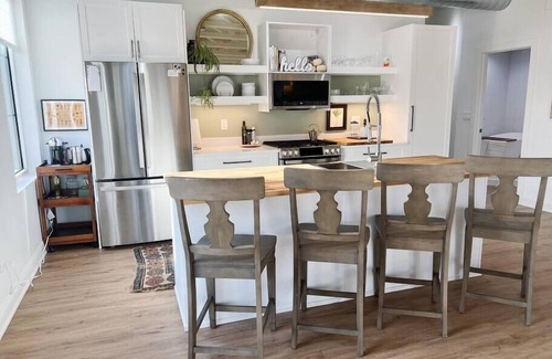 Grafton Apartment | The Quarters | Suite 1