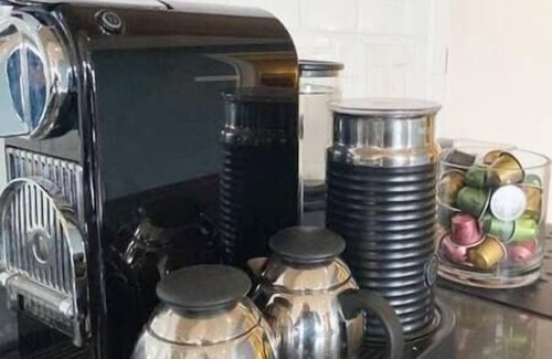 Grafton Apartment | The Quarters | Suite 5