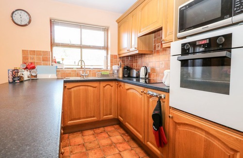 East Dereham Cottage | THE RAMBLERS' ANNEX, pet friendly, with open fire in Mattishall