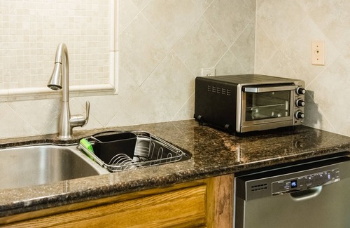 Hill County House | THE RANCH ROOM - Mountain Lakeview Lodge ~ Enjoy your stay!