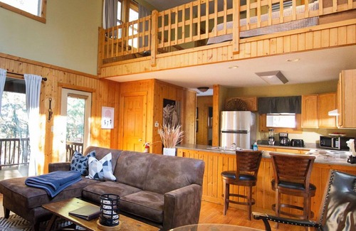 Logan Cabin | The Ravine - Hosted by The Chalets