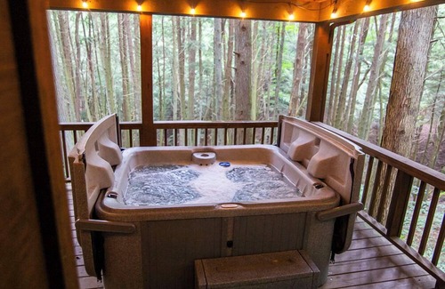 Logan Cabin | The Ravine - Hosted by The Chalets