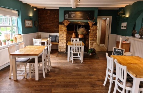 Kilsby Hotel | The Red Lion