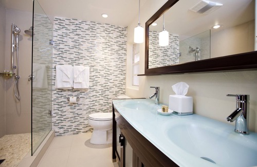 Southampton Hotel | The Reefs Resort & Club