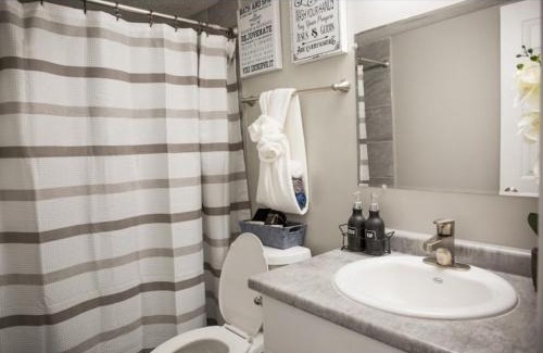 Crestline Heights Apartment | The Reserve at Irondale