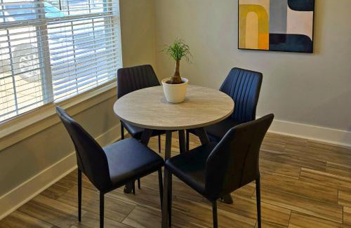 Downtown House | The Retreat on Wright