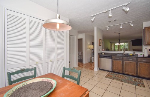 Dadeville Villa | The Ringer's Roost, The Ringer Roost- Near Lake Martin- Golf Condo