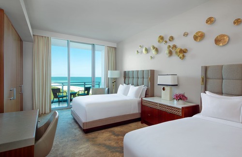 Bal Harbour Hotel | The Ritz-Carlton Bal Harbour, Miami