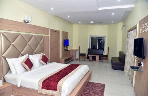 Chitrakoot Hotel | The River Front Resort