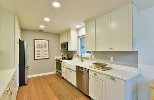 Dunsmuir House | The Rivers Bend, On the Upper Sacramento River.