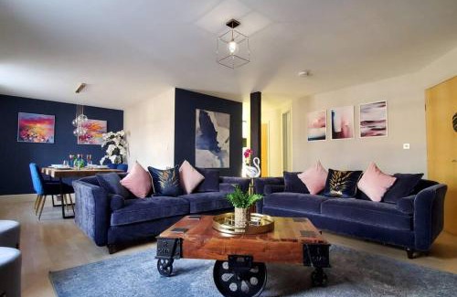 York Apartment | The Riverside at Woodsmill Quay with parking