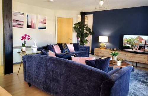 York Apartment | The Riverside at Woodsmill Quay with parking