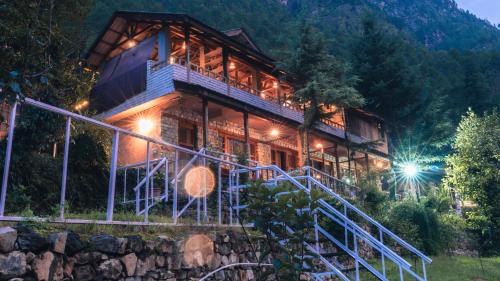 Banjar Hotel | The Riverwalk