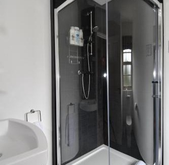 Crumlin Bed & Breakfast | The Rocks B&B