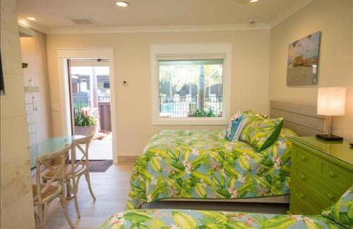 Anna Maria Resort | The Rod and Reel Resort Suite 7