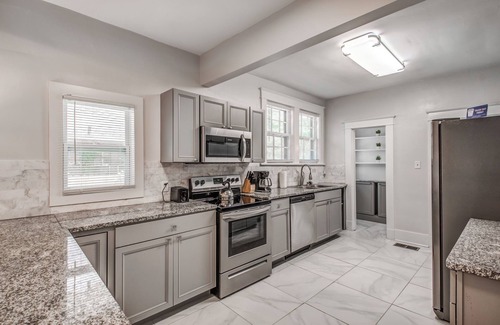 Vollintine-Evergreen House | The Rolling Stone Near Downtown