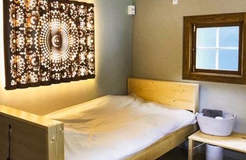 Toyo House | the room