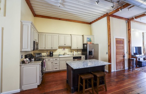 Thomasville Apartment | The Roost - Downtown Thomasville