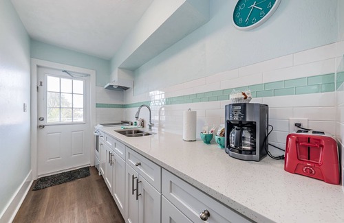 Sunset Beach Hotel | The Roth Hotel