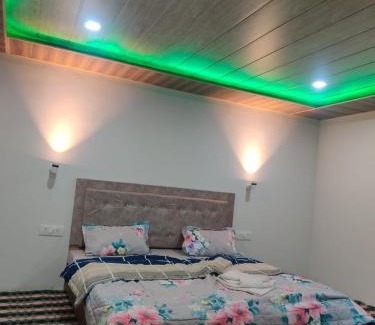 Leh Hotel | The Royal Maryul Banquet Hall , Restaurant & Resort - Leh