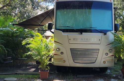 Parrish House | The RV Experience Bradenton/Parrish/Lakewood Ranch