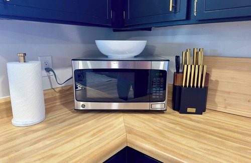 Kingsland Apartment | The Sailor's Suite