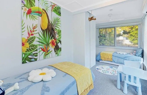 Pallarenda House | The Salty Curlew - private beachside oasis