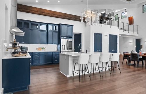 Marion House | The Sanctuary at Table Rock | Wide-Ranging Mountain Views | Hot Tub and Fireplace