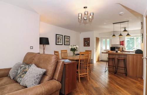 Windermere Cottage | THE SANCTUARY, family friendly, with a garden in Windermere