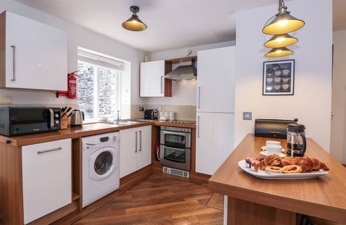 Windermere Cottage | THE SANCTUARY, family friendly, with a garden in Windermere