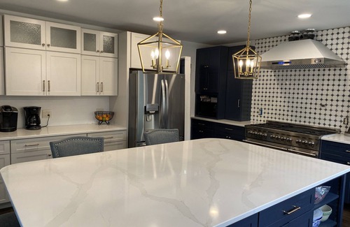 Huron House | The Sand Castle - Chaska Beach, Huron, Sleeps 17