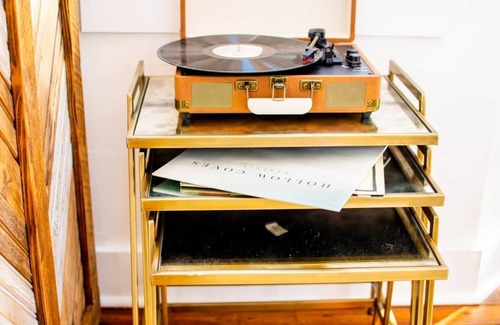 Rising Fawn House | The Sassafras Treehouse