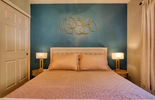 Casa Granada East Townhouses Apartment | The Scott Casa - Walkable to Old Town Scottsdale, vibrant space, inviting patio!